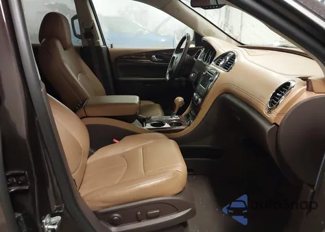 2017 Buick Enclave Leather z USA, uszkodzony, nr VIN 5GAKVBKD4HJ335792